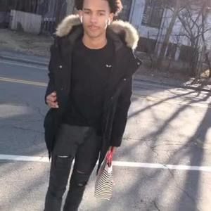 Meet your Posher, Jayvon